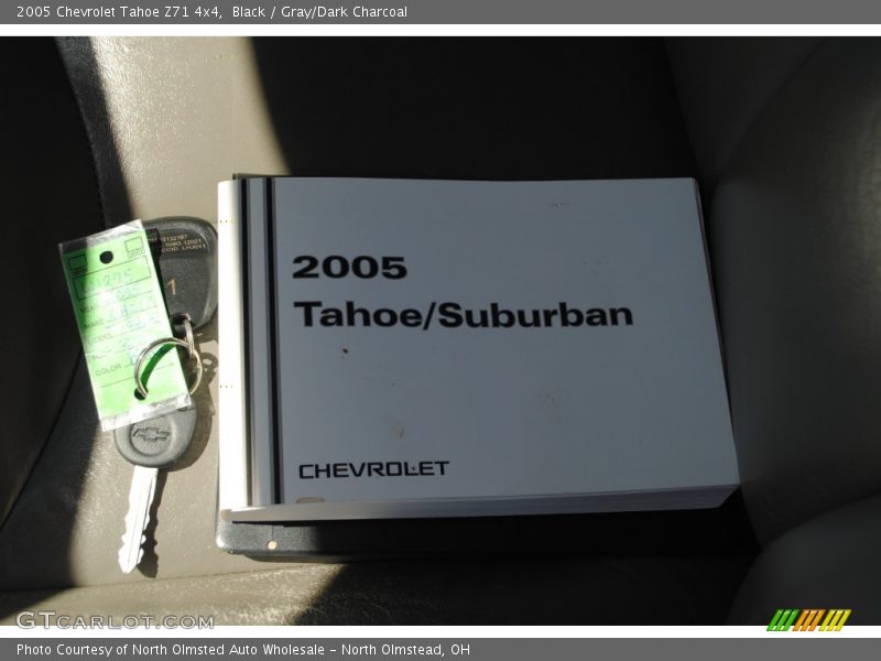 Black / Gray/Dark Charcoal 2005 Chevrolet Tahoe Z71 4x4