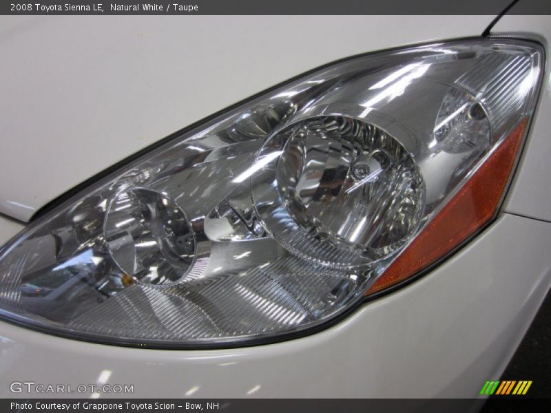 Natural White / Taupe 2008 Toyota Sienna LE