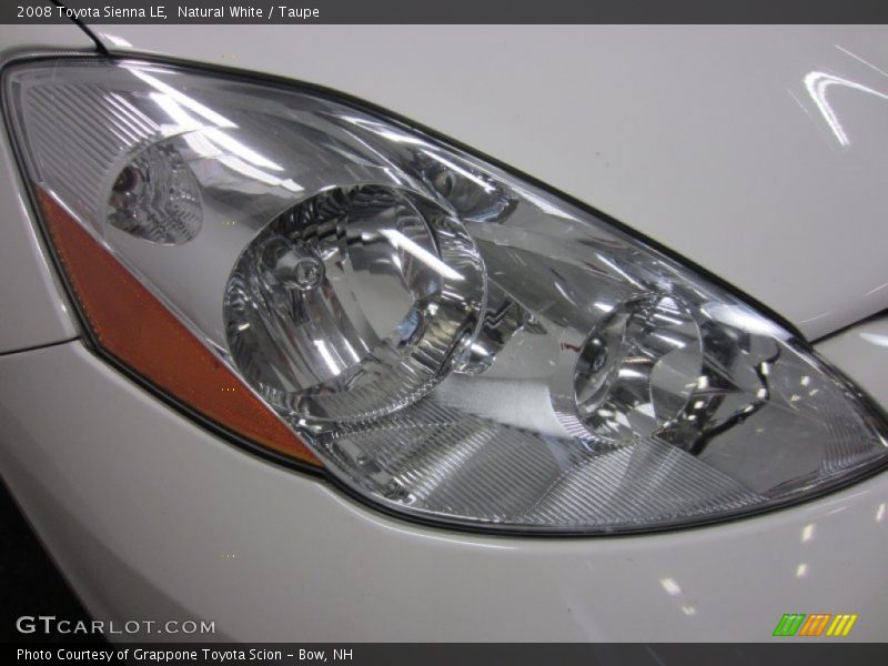 Natural White / Taupe 2008 Toyota Sienna LE
