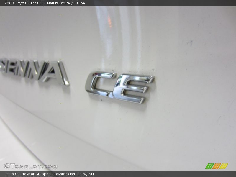 Natural White / Taupe 2008 Toyota Sienna LE