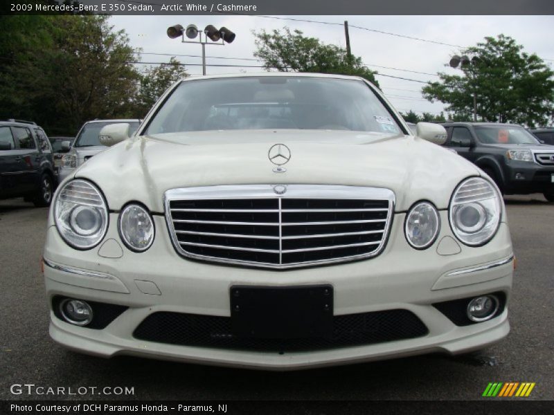Arctic White / Cashmere 2009 Mercedes-Benz E 350 Sedan