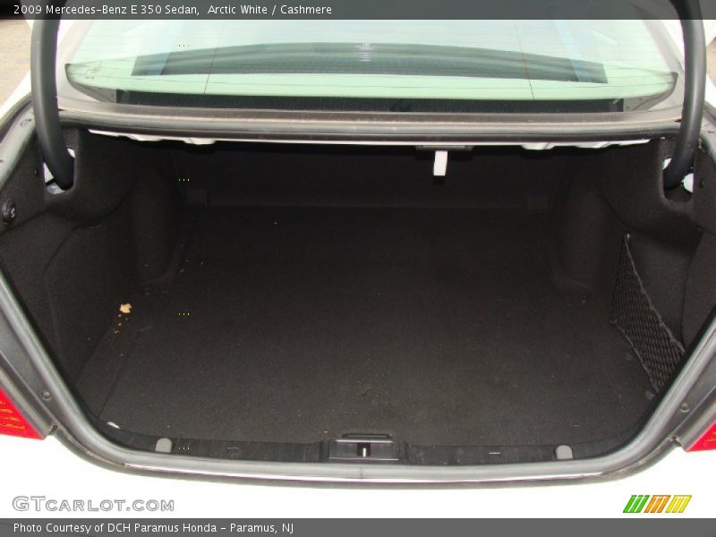 Arctic White / Cashmere 2009 Mercedes-Benz E 350 Sedan