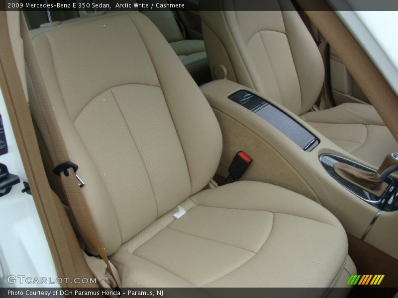 Arctic White / Cashmere 2009 Mercedes-Benz E 350 Sedan