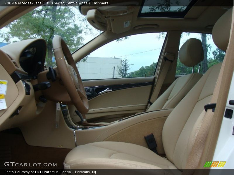 Arctic White / Cashmere 2009 Mercedes-Benz E 350 Sedan