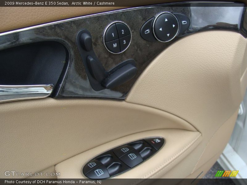Arctic White / Cashmere 2009 Mercedes-Benz E 350 Sedan