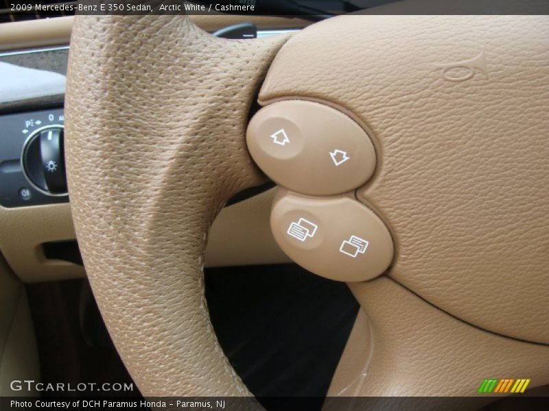 Arctic White / Cashmere 2009 Mercedes-Benz E 350 Sedan