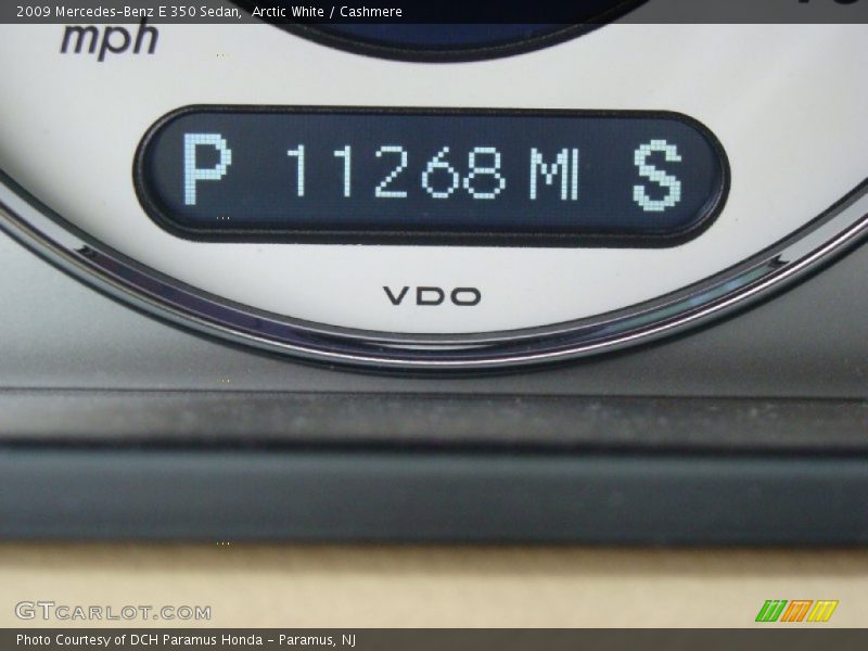 Arctic White / Cashmere 2009 Mercedes-Benz E 350 Sedan