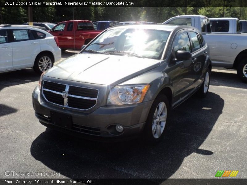 Mineral Gray Metallic / Dark Slate Gray 2011 Dodge Caliber Mainstreet