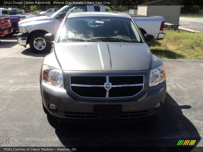Mineral Gray Metallic / Dark Slate Gray 2011 Dodge Caliber Mainstreet