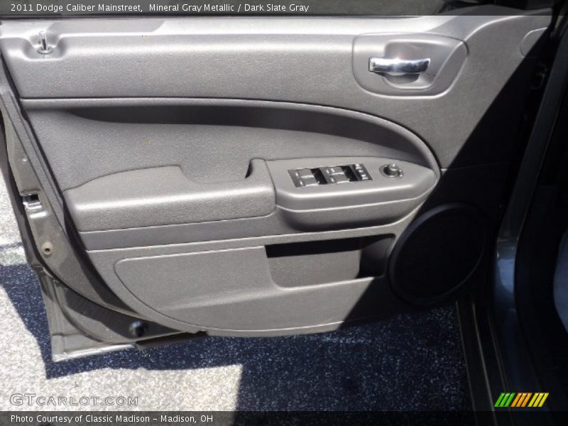 Mineral Gray Metallic / Dark Slate Gray 2011 Dodge Caliber Mainstreet