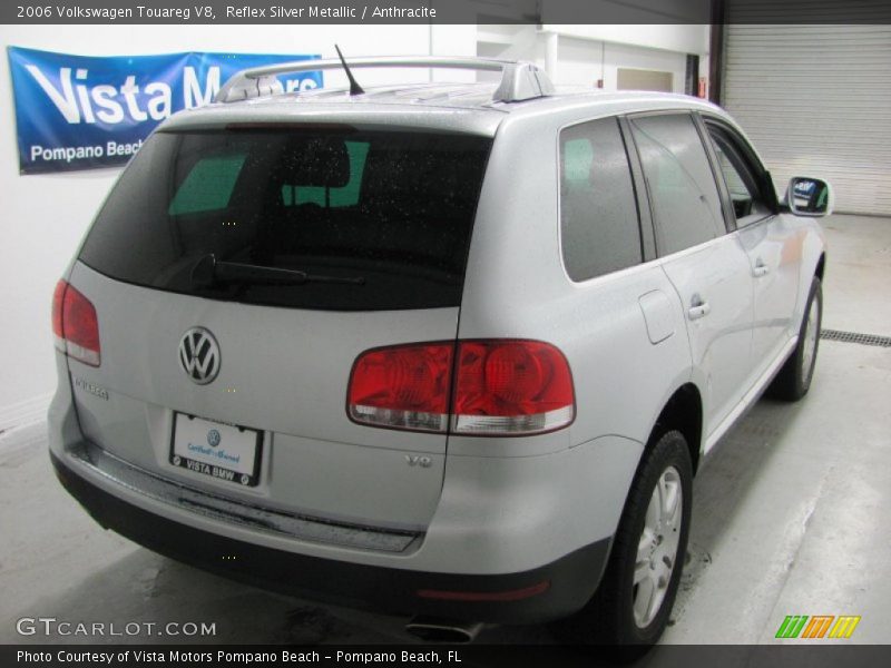 Reflex Silver Metallic / Anthracite 2006 Volkswagen Touareg V8
