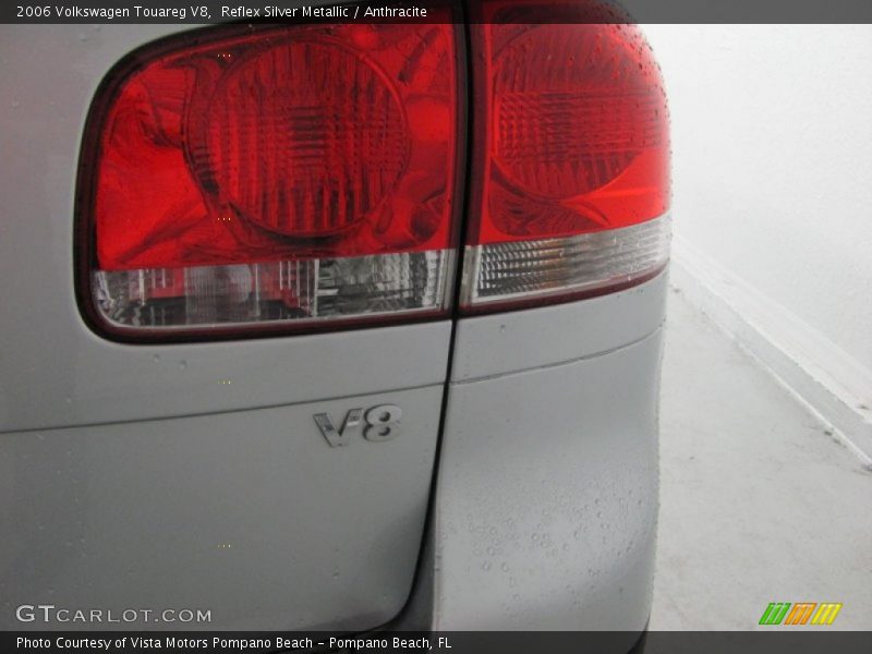 Reflex Silver Metallic / Anthracite 2006 Volkswagen Touareg V8