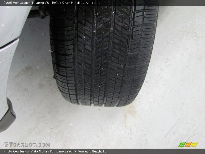 Reflex Silver Metallic / Anthracite 2006 Volkswagen Touareg V8