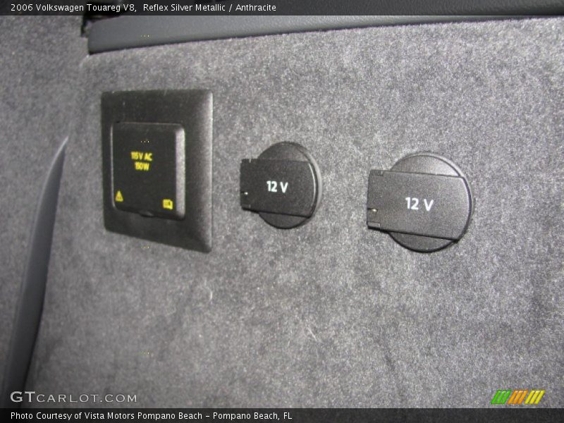 Reflex Silver Metallic / Anthracite 2006 Volkswagen Touareg V8