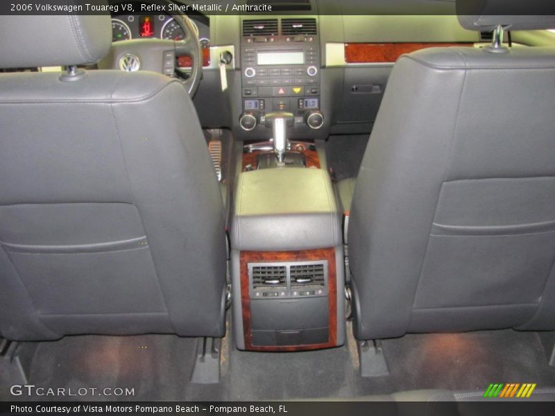 Reflex Silver Metallic / Anthracite 2006 Volkswagen Touareg V8