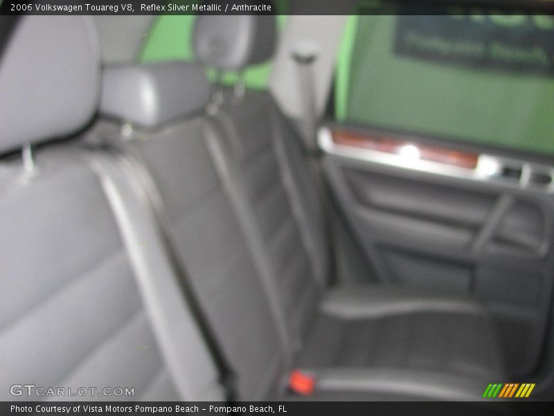 Reflex Silver Metallic / Anthracite 2006 Volkswagen Touareg V8