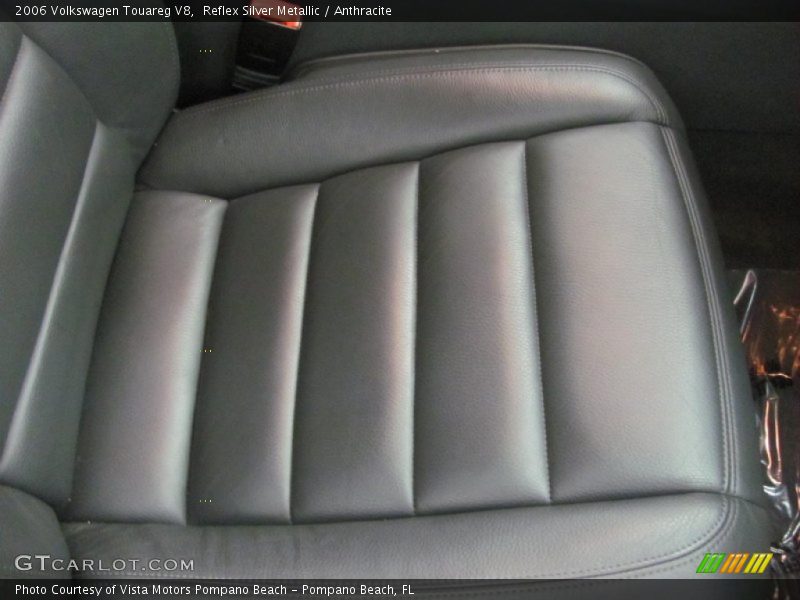 Reflex Silver Metallic / Anthracite 2006 Volkswagen Touareg V8