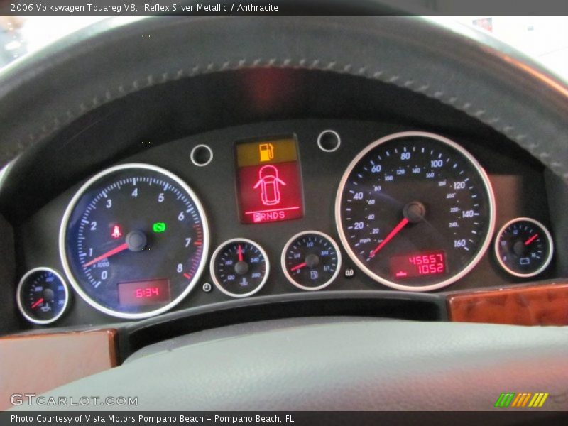Reflex Silver Metallic / Anthracite 2006 Volkswagen Touareg V8