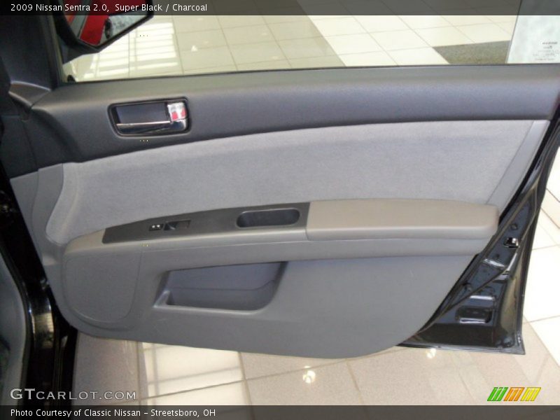 Super Black / Charcoal 2009 Nissan Sentra 2.0