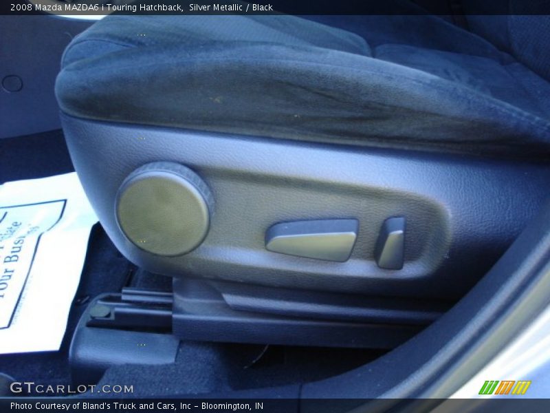 Silver Metallic / Black 2008 Mazda MAZDA6 i Touring Hatchback