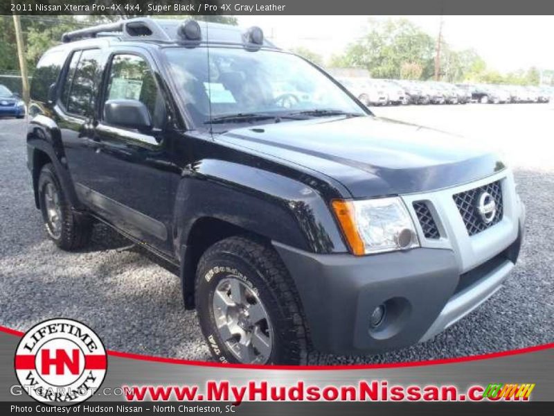 Super Black / Pro 4X Gray Leather 2011 Nissan Xterra Pro-4X 4x4