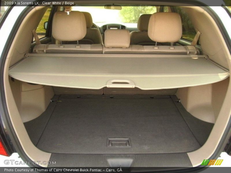 Clear White / Beige 2009 Kia Sorento LX