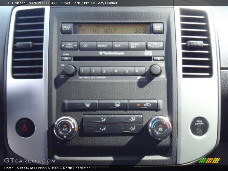 Super Black / Pro 4X Gray Leather 2011 Nissan Xterra Pro-4X 4x4