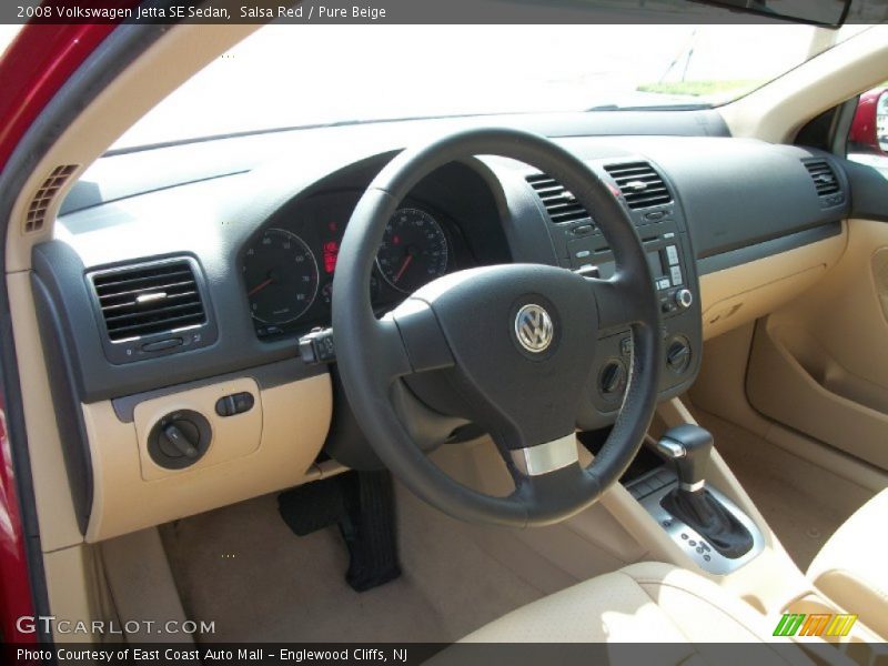 Salsa Red / Pure Beige 2008 Volkswagen Jetta SE Sedan