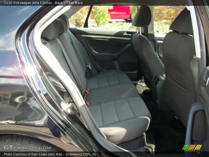 Black / Titan Black 2010 Volkswagen Jetta S Sedan