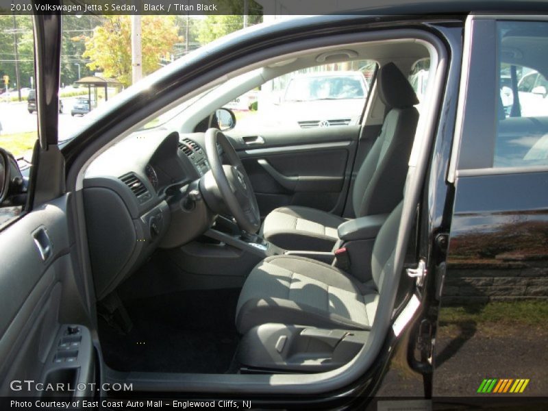 Black / Titan Black 2010 Volkswagen Jetta S Sedan