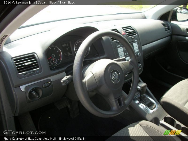 Black / Titan Black 2010 Volkswagen Jetta S Sedan