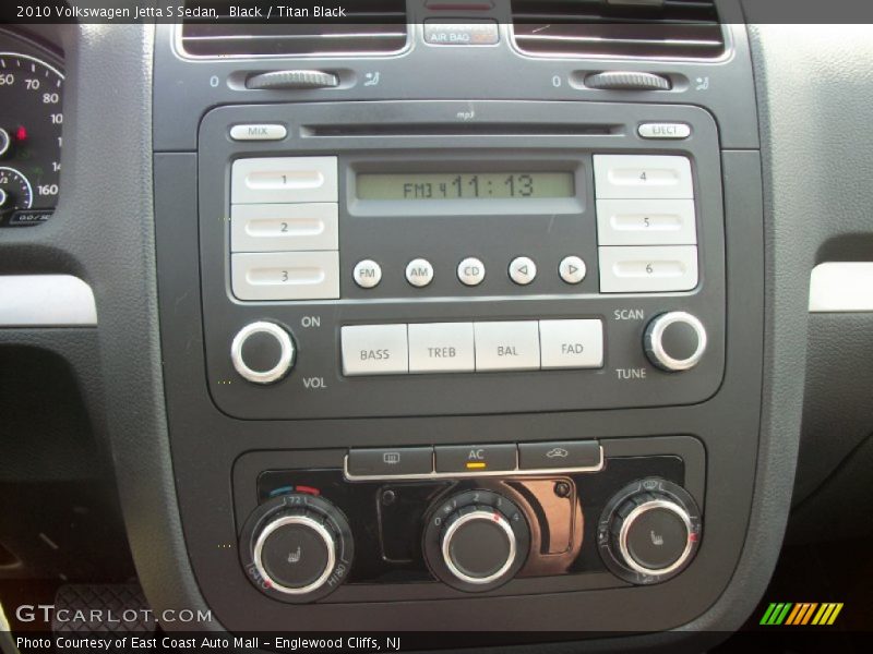 Black / Titan Black 2010 Volkswagen Jetta S Sedan