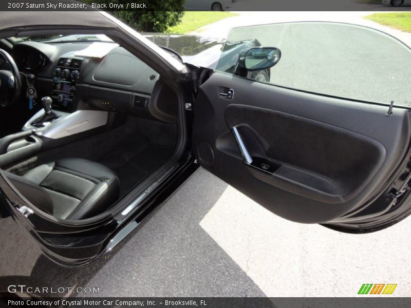 Black Onyx / Black 2007 Saturn Sky Roadster