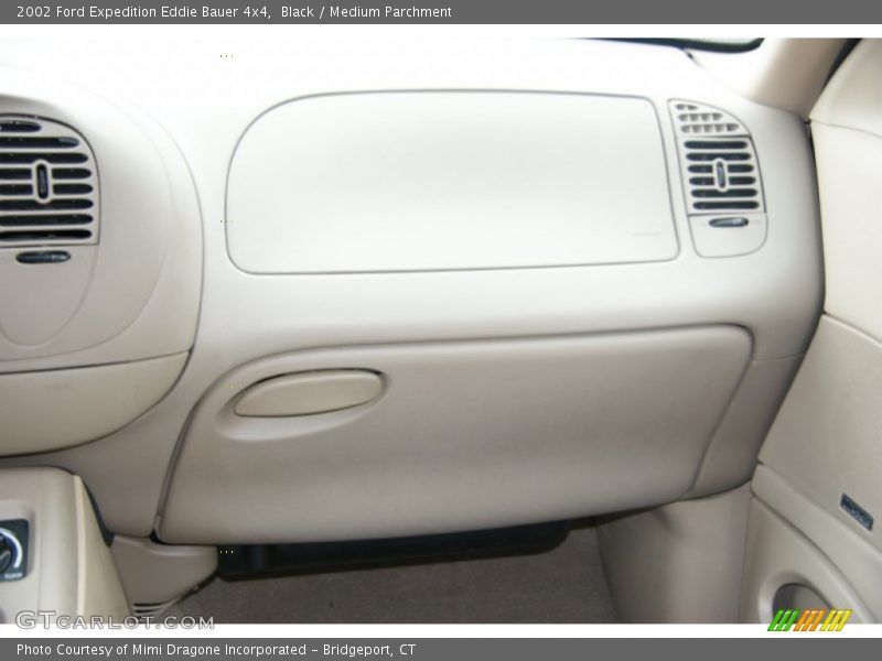 Black / Medium Parchment 2002 Ford Expedition Eddie Bauer 4x4