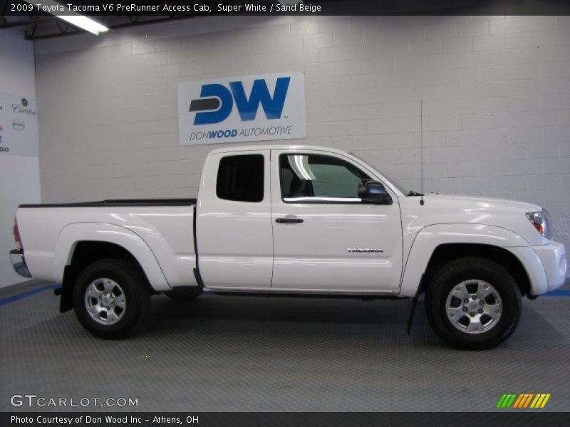 Super White / Sand Beige 2009 Toyota Tacoma V6 PreRunner Access Cab