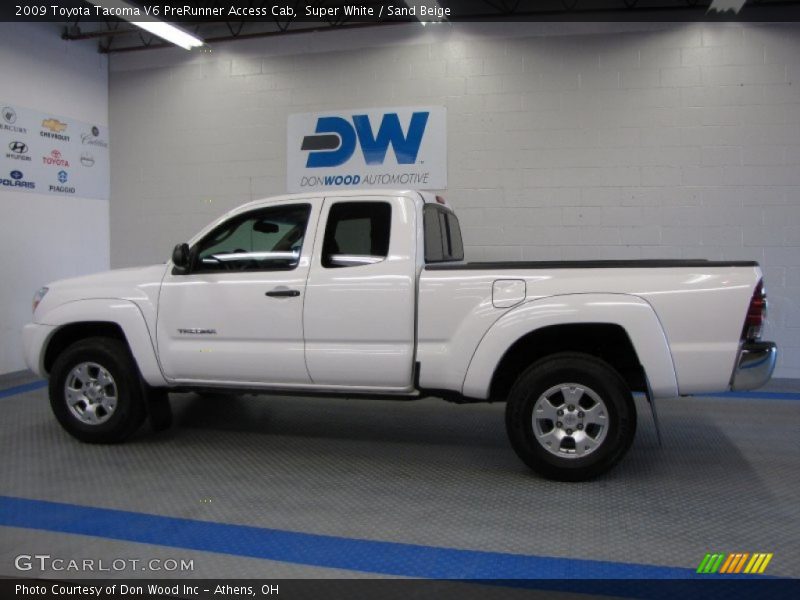 Super White / Sand Beige 2009 Toyota Tacoma V6 PreRunner Access Cab