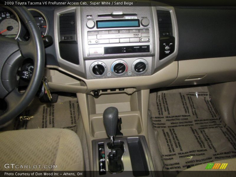 Super White / Sand Beige 2009 Toyota Tacoma V6 PreRunner Access Cab