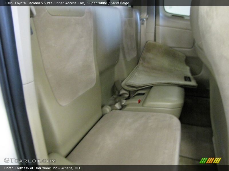 Super White / Sand Beige 2009 Toyota Tacoma V6 PreRunner Access Cab