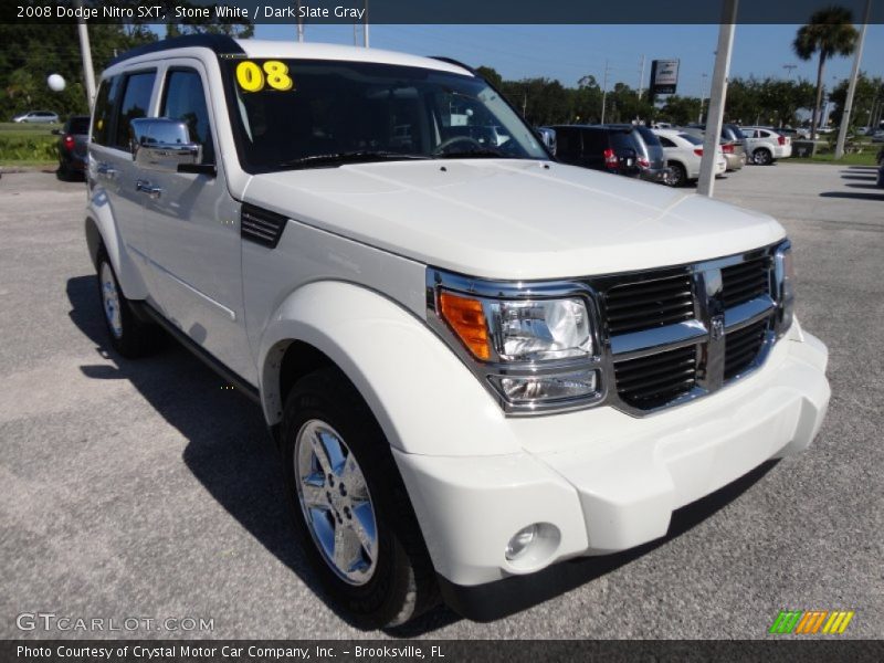 Stone White / Dark Slate Gray 2008 Dodge Nitro SXT