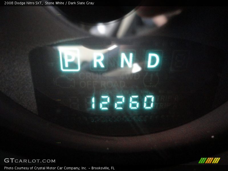 Stone White / Dark Slate Gray 2008 Dodge Nitro SXT