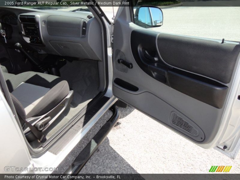 Silver Metallic / Medium Dark Flint 2005 Ford Ranger XLT Regular Cab