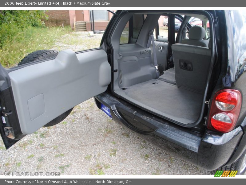 Black / Medium Slate Gray 2006 Jeep Liberty Limited 4x4