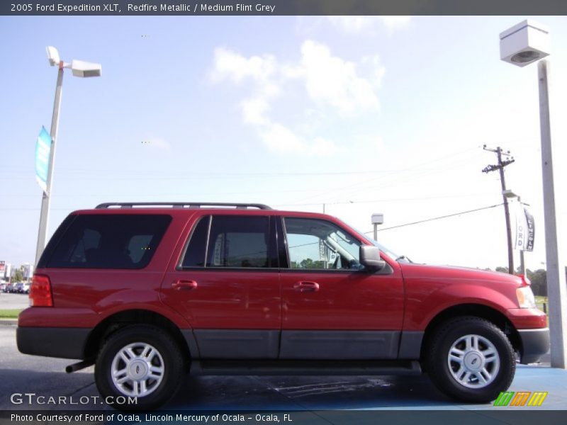 Redfire Metallic / Medium Flint Grey 2005 Ford Expedition XLT