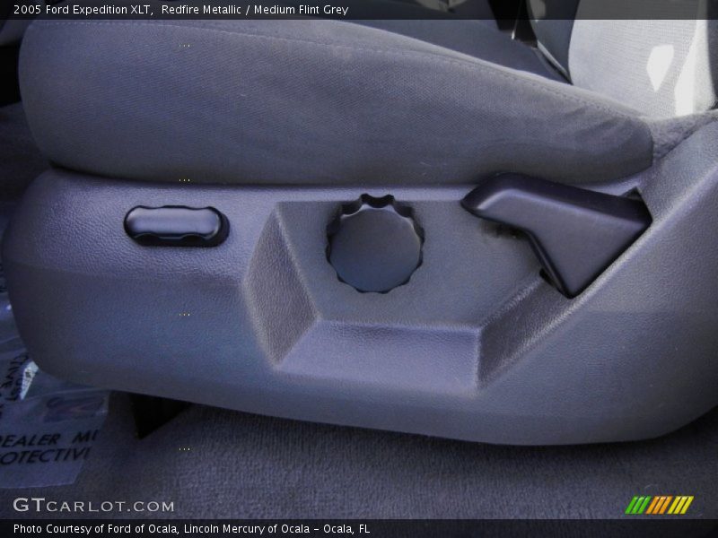 Redfire Metallic / Medium Flint Grey 2005 Ford Expedition XLT