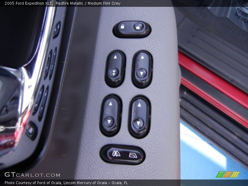 Redfire Metallic / Medium Flint Grey 2005 Ford Expedition XLT