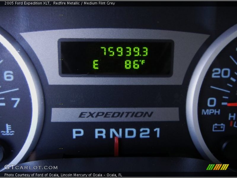 Redfire Metallic / Medium Flint Grey 2005 Ford Expedition XLT