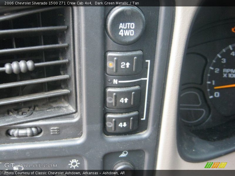 Controls of 2006 Silverado 1500 Z71 Crew Cab 4x4