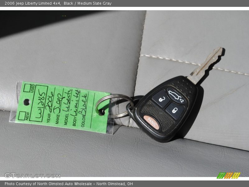 Black / Medium Slate Gray 2006 Jeep Liberty Limited 4x4