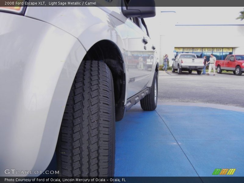 Light Sage Metallic / Camel 2008 Ford Escape XLT
