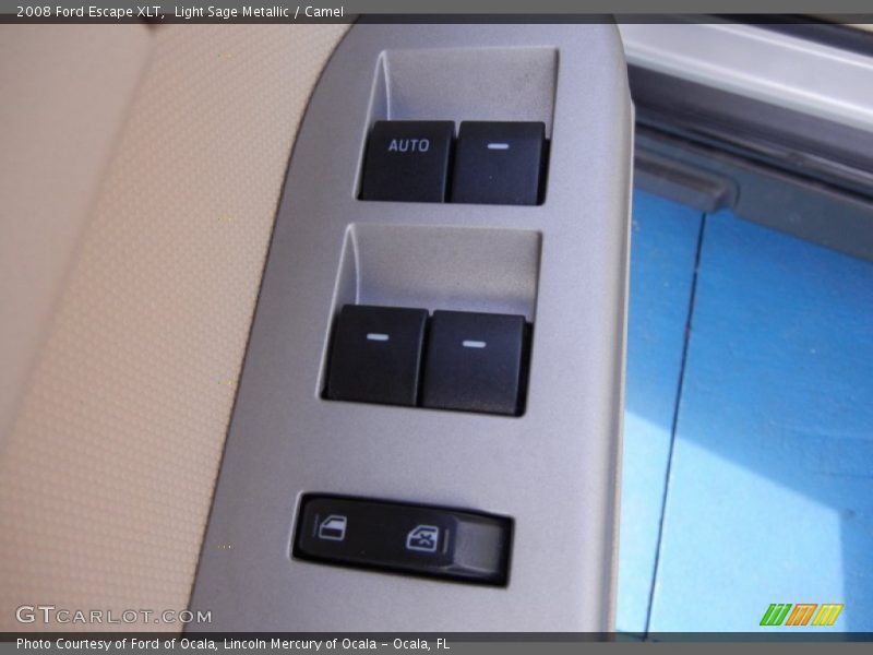 Light Sage Metallic / Camel 2008 Ford Escape XLT